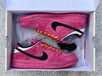 Nike SB Dunk “ Powerpuff girls blossom “ low, Ophalen of Verzenden, Nieuw, Sneakers of Gympen