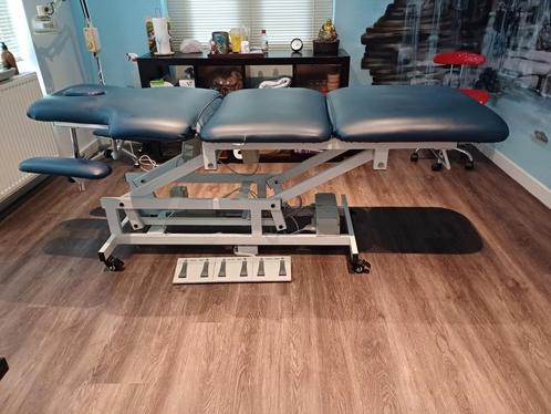 elektrische professionele verstelbare behandel tafel, Sport en Fitness, Massageproducten, Zo goed als nieuw, Massagetafel, Ophalen of Verzenden