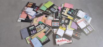 PTT post postzegelmapjes 100+ (355) beschikbaar voor biedingen