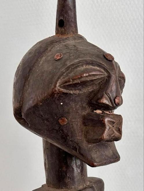 Songye - Luba Krachtbeeld  Afrikaanse kunst van Antropoloog, Antiek en Kunst, Kunst | Niet-Westerse kunst, Ophalen of Verzenden