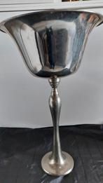 kelkvaas op lange voet, Huis en Inrichting, Woonaccessoires | Vazen, Overige materialen, Gebruikt, Overige kleuren, 50 tot 75 cm