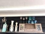 In 1 koop plank met kastje en brocante items OPHALEN CHCS, Antiek en Kunst, Ophalen