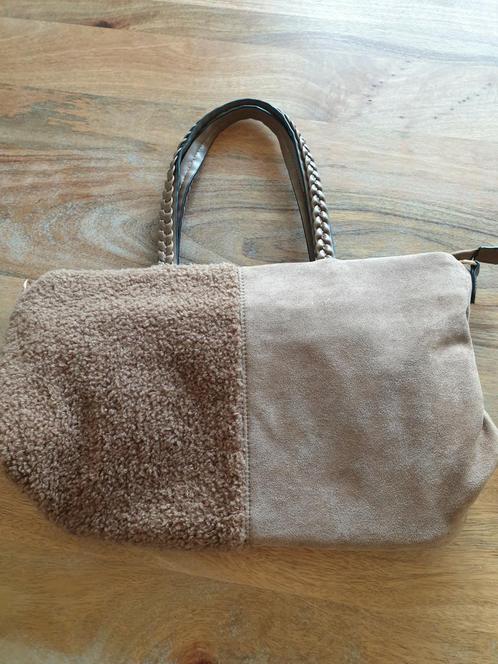 Dames tas, handtas, shopper, bruin, suède look, zgan, Sieraden, Tassen en Uiterlijk, Tassen | Damestassen, Zo goed als nieuw, Handtas