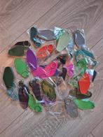 44 Nieuwe Sleutelhangers in Verpakking, Nieuw, Unknown@unknown.com, Unknown, Generic