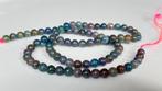 Kyaniet met een vleugje Robijn, 4,5 mm kralen, Ophalen of Verzenden, Zo goed als nieuw, Kraal