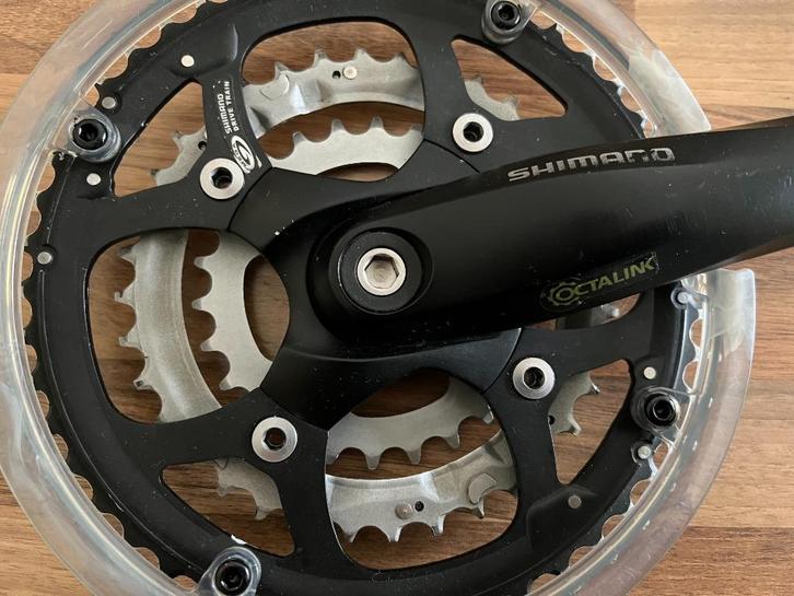 Shimano Octalink FC-M443 crankset 9-speed (3x9/27 versn.), Fietsen en Brommers, Fietsonderdelen, Zo goed als nieuw, Algemeen, Crankstel of Pedalen