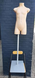 Buste kind etalage pop romp kind € 40,00, Ophalen