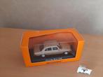 Mercedes Benz 230E (W123) 1982 Goud Metall./Maxichamps 1:43, Overige merken, Auto, Nieuw, Ophalen of Verzenden