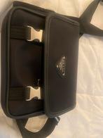 Prada Heren Tasje - Schoudertas, Ophalen, Zo goed als nieuw, Zwart, Schoudertasje