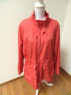 J20 lichtgewicht jas koraal rood maat 46, Ophalen of Verzenden, Zo goed als nieuw, Maat 46/48 (XL) of groter, Rood