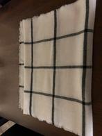 Nieuwe sjaal wit/zwart 200/65 cm, Ophalen of Verzenden, Zo goed als nieuw, Maat 46/48 (XL) of groter, Sjaal