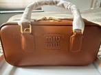 Dames handtas Miu miu, Bruin, Nieuw, Ophalen of Verzenden, Nvt