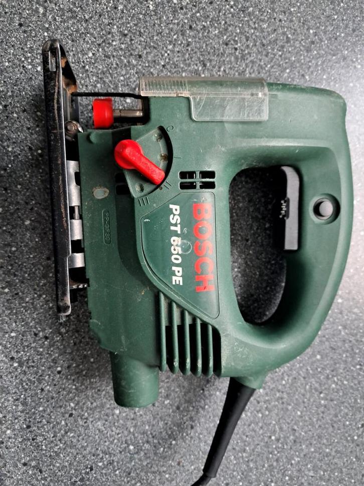 Bosch Decoupeerzaag  werkt nog super veel toeren& kracht, Doe-het-zelf en Verbouw, Gereedschap | Zaagmachines, Gebruikt, Decoupeerzaag