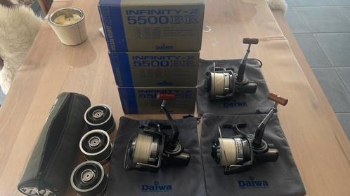 3 x daiwa infinity 5500 br met reserve spoelen, Watersport en Boten, Hengelsport | Karpervissen, Zo goed als nieuw, Molen, Ophalen of Verzenden