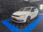 Volkswagen Polo 1.2 TSI 2014 Wit AIRCO-CRUISE-MF-CARPLAY-PDC, Auto's, Volkswagen, Stof, Euro 6, 4 cilinders, Wit