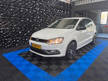 Volkswagen Polo 1.2 TSI 2014 Wit AIRCO-CRUISE-MF-CARPLAY-PDC beschikbaar voor biedingen