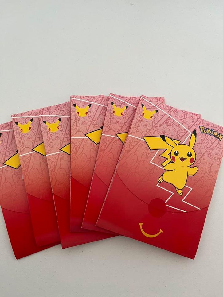 Mcdonalds 25th boosterpack, Hobby en Vrije tijd, Verzamelkaartspellen | Pokémon, Zo goed als nieuw, Booster, Ophalen of Verzenden