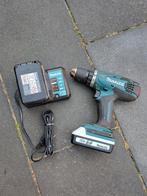 Makita accuboormachine DF457D met 2 accu's en lader, Ophalen of Verzenden, Gebruikt, Boor- en Schroefmachine