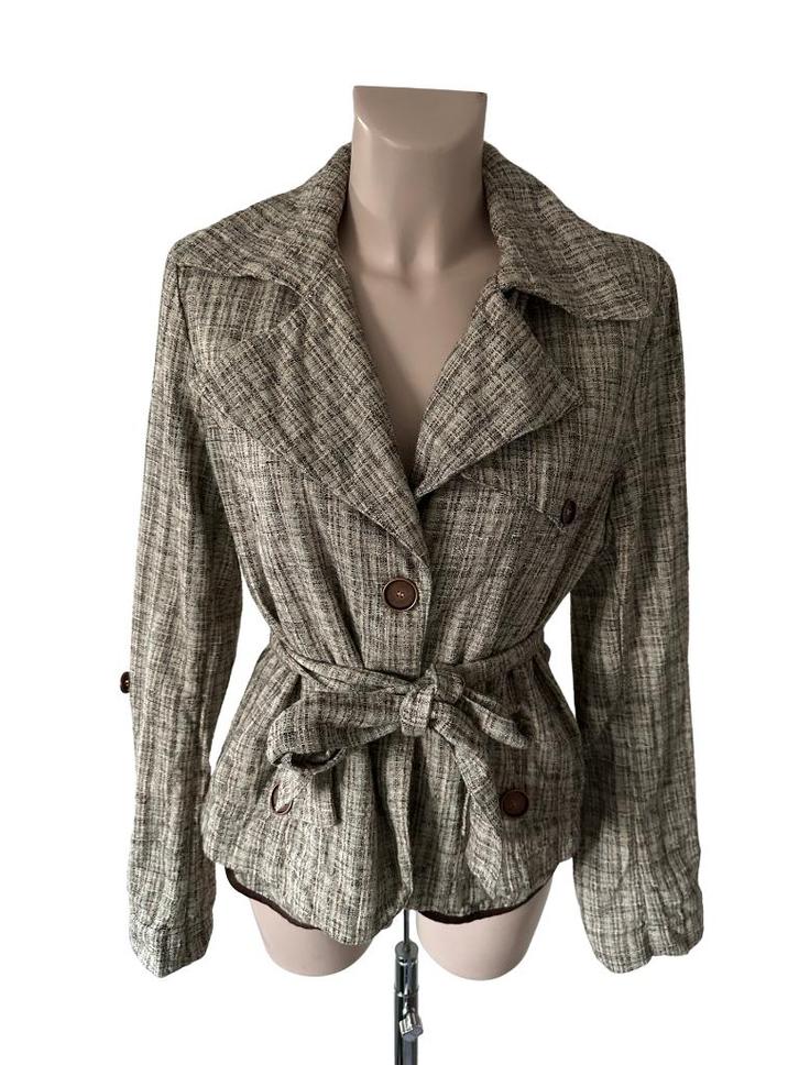 Patrizia Pepe blazer L | Debberies, Kleding | Dames, Jasjes, Kostuums en Pakken, Zo goed als nieuw, Maat 42/44 (L), Beige, Ophalen of Verzenden