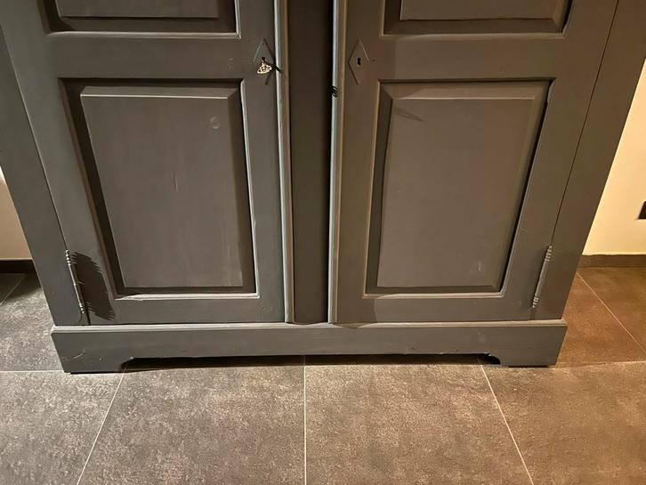 Oude houten kast met deuren, Huis en Inrichting, Kasten | Kledingkasten, Gebruikt, 150 tot 200 cm, 100 tot 150 cm, 50 tot 75 cm