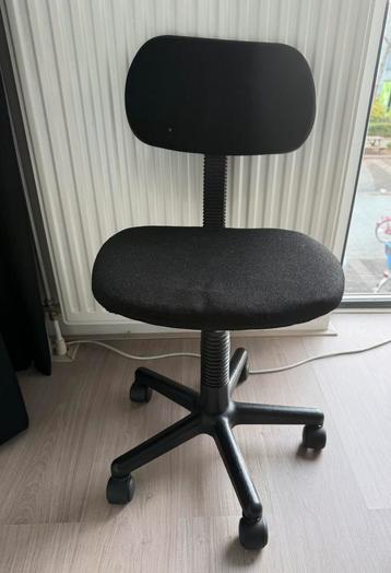 Bureaustoel kind beschikbaar voor biedingen