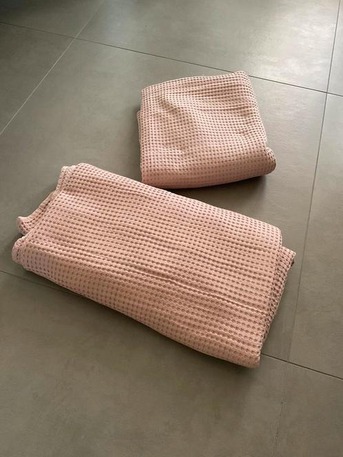 Ikea Vareld sprei, Huis en Inrichting, Slaapkamer | Beddengoed, Zo goed als nieuw, Overige maten, Overige kleuren, Ophalen