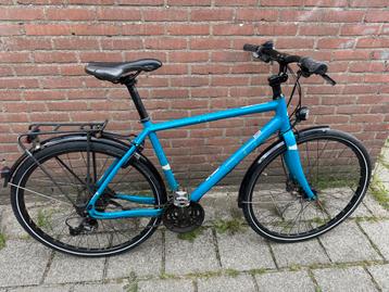 Cube CMPT Pro stads-/hybridefiets – goede staat beschikbaar voor biedingen