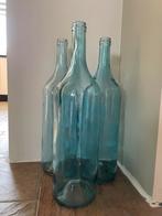 3 grote blauwe flessen / vazen, Huis en Inrichting, Woonaccessoires | Vazen, Ophalen of Verzenden, Zo goed als nieuw