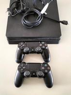 PlayStation 4 type slim kleur zwart met 2 controllers, 2 spelers, Ophalen of Verzenden, Zo goed als nieuw, Vanaf 3 jaar