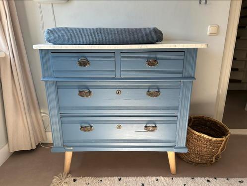Houten brocante vintage commode ladenkast met marmer blad, Kinderen en Baby's, Kinderkamer | Commodes en Kasten, Gebruikt, 90 tot 105 cm