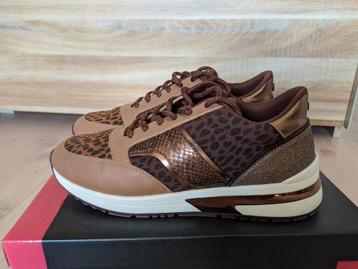 La Strada dames sneakers mt 39  beschikbaar voor biedingen