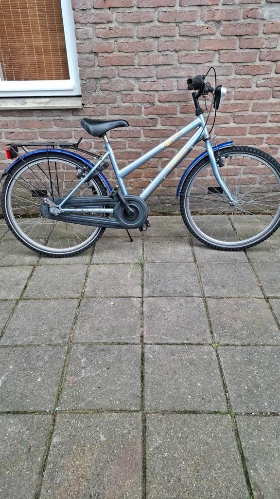 Tweeky saturnus kinderfiets 24 inch, framehoogte 38 cm, Fietsen en Brommers, Fietsen | Kinderfietsjes, Gebruikt, 20 inch of meer