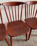Stoel vier Pastoe rood bruine spijlen stoelen jaren 60., Ophalen of Verzenden