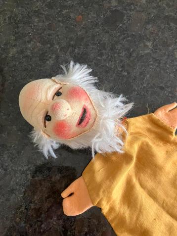 Handpop jaren 70 beschikbaar voor biedingen