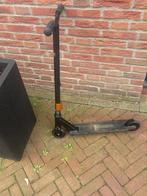 Te koop: Black Dragon stuntstep, Ophalen, Zo goed als nieuw
