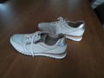 Witte sneakers van Marco Tozzi maat 41, Ophalen of Verzenden, Zo goed als nieuw, Wit, Sneakers of Gympen
