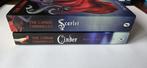 The Lunar Chronicles, deel 1-2, Marissa Meyer, Ophalen of Verzenden, Zo goed als nieuw, Marissa Meyer