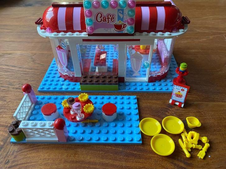 LEGO Friends City Break Café (3061), Kinderen en Baby's, Speelgoed | Duplo en Lego, Zo goed als nieuw, Lego, Complete set, Ophalen of Verzenden