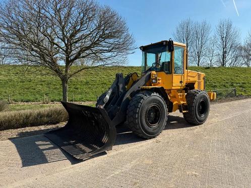 Volvo L70D (bj 2001), Zakelijke goederen, Machines en Bouw | Kranen en Graafmachines, Wiellader of Shovel
