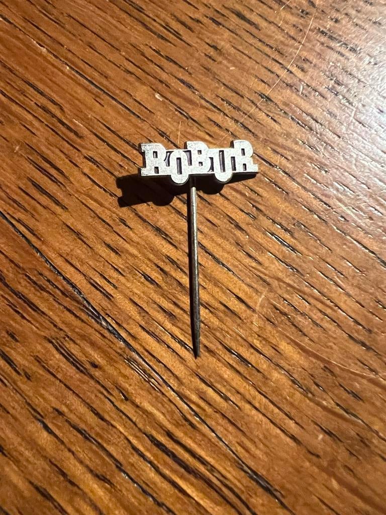 Vintage Robur Speldje, Ophalen of Verzenden, Gebruikt, Merk, Speldje of Pin