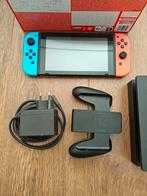 Nintendo Switch in hele mooie staat, Spelcomputers en Games, Spelcomputers | Nintendo Switch, Nintendo, Met 2 controllers, Ophalen of Verzenden