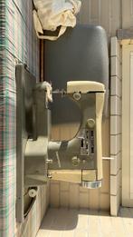 Necchi naaimachine, Hobby en Vrije tijd, Naaimachines en Toebehoren, Ophalen, Gebruikt, Naaimachine, Overige merken