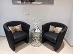 Twee zwarte kunstleren fauteuils in goede staat, Huis en Inrichting, Fauteuils, Ophalen, Gebruikt, Kunststof, 50 tot 75 cm
