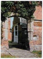 Bergen N.H.- Doorkijkje Ruïne - Gelopen Ansichtkaart (B4494), Ophalen of Verzenden, 1980 tot heden, Gelopen, Noord-Holland