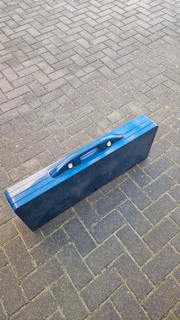 Opvouwbare Campingtafel met zitjes beschikbaar voor biedingen