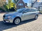 Skoda Octavia Combi 1.2 TSI Elegance Navi Trekhaak Ecc Isofi, Voorwielaandrijving, Euro 5, Stof, Gebruikt