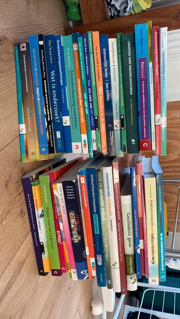 Pabo boeken beschikbaar voor biedingen