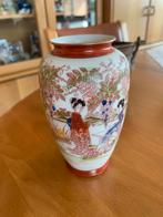Chinees Porseleinen Vaasje, Ophalen of Verzenden