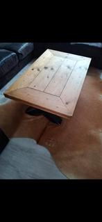 Houten Salontafel met houten Onderstel, Gebruikt, Ophalen of Verzenden, Industrieel, Rechthoekig