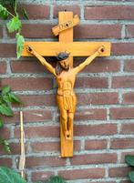 Crucifix hout 1960-1970, Ophalen of Verzenden